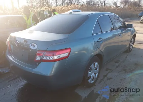 2010 Toyota Camry Le from USA, damaged, VIN 4T1BF3EK5AU558404